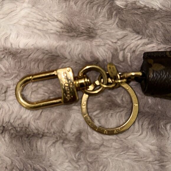 LOUIS VUITTON Signature Leather Tassel Bag Charm EUC MP1768 - Picture 4 of 7